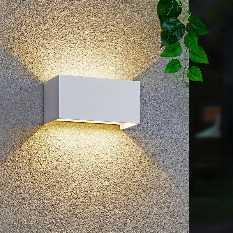 Wasserdichte Außenwandleuchte LED Lange Wandleuchte IP65 Aluminium Licht Garten Villa Veranda Wandleuchte Licht 110 V 220 V Wandleuchte Wasserdichte Außenwandleuchte LED Lange Wandleuchte IP65 Aluminium Licht Garten Villa Veranda Wandleuchte Licht 110 V 220 V Wandleuchte Leuchte