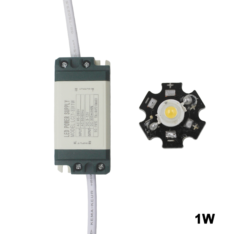Conductor plástico de la fuente de alimentación de la cáscara del panel LED del tablero del microprocesador del poder más elevado de la estrella de la luz del punto del bulbo de 24W LED