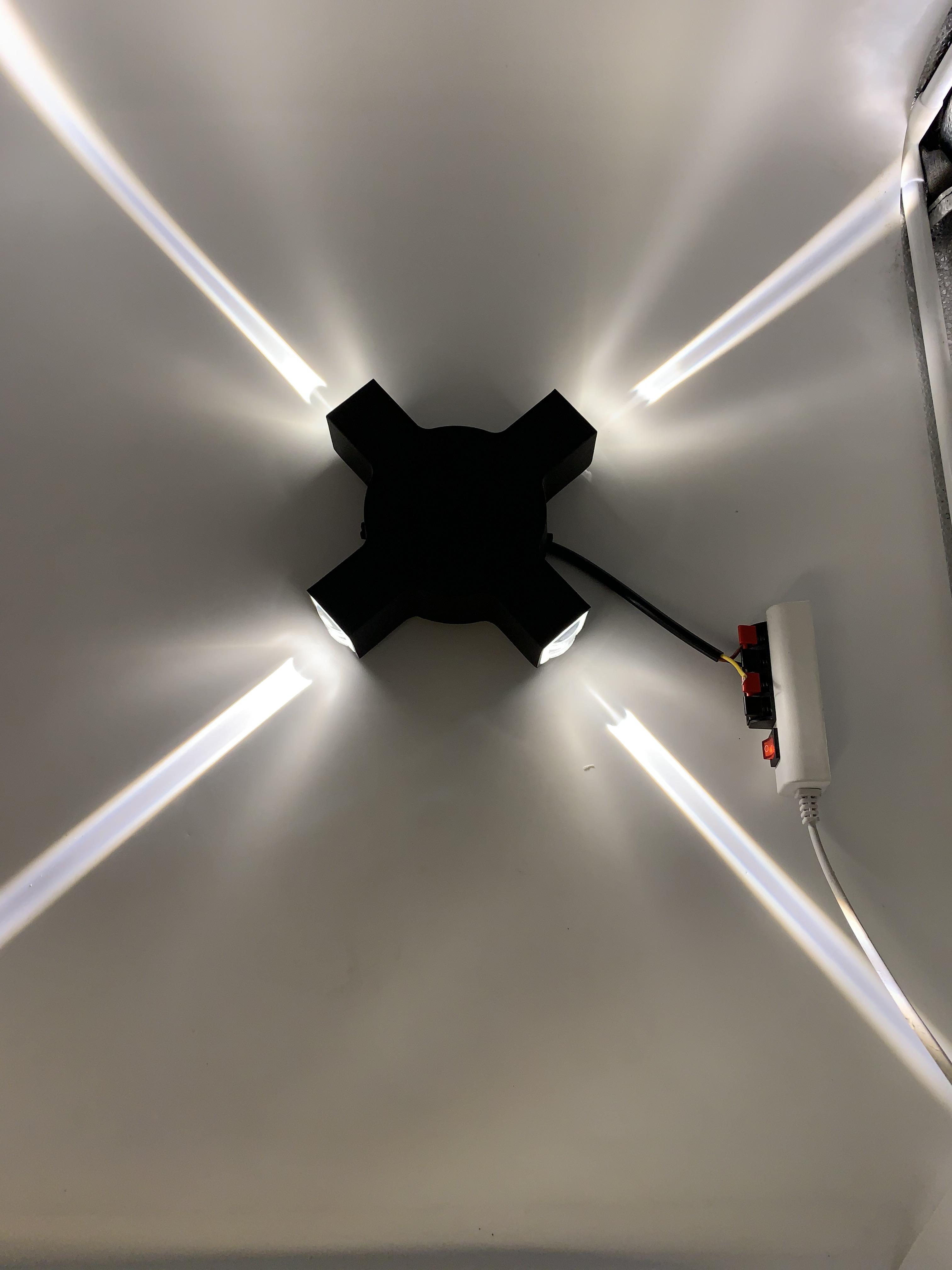LED-Außenwandleuchte