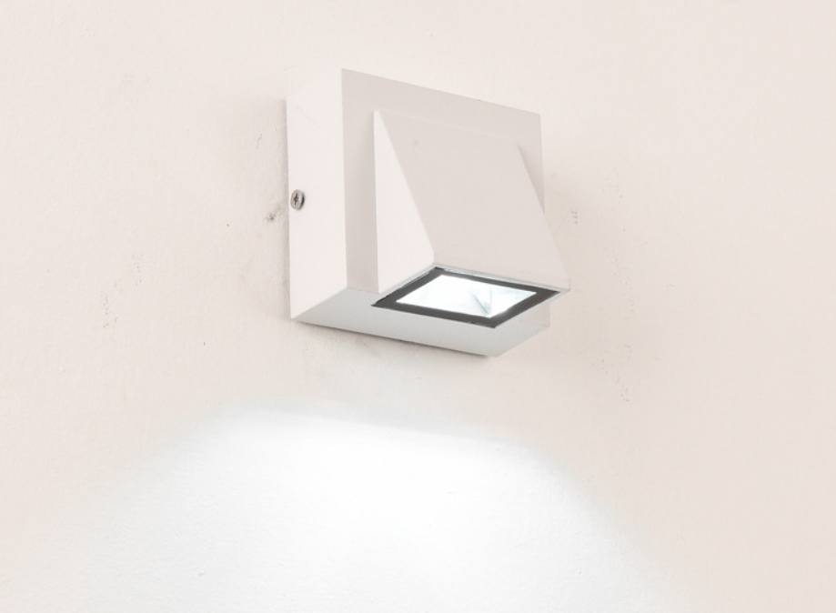 Wandmontierte LED-Wandleuchte aus Aluminium, Landschaftsbeleuchtung