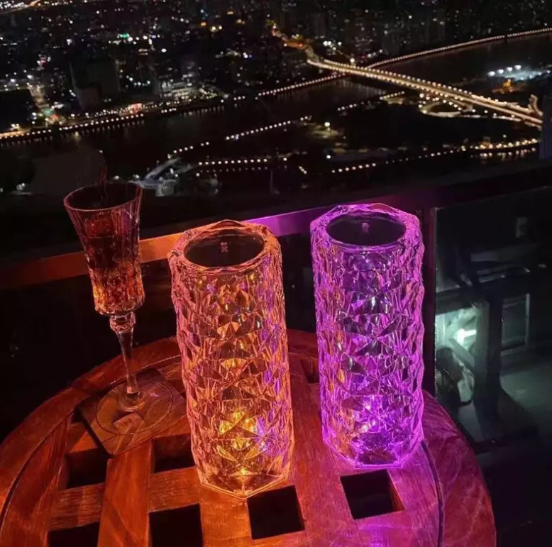 lámpara de mesa de cristal acrílico