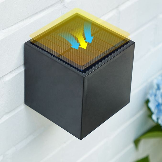 Lámpara solar cubo