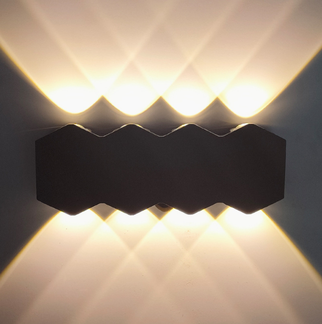 Einfache runde Wandleuchte mit LED-Wohnzimmerhintergrund