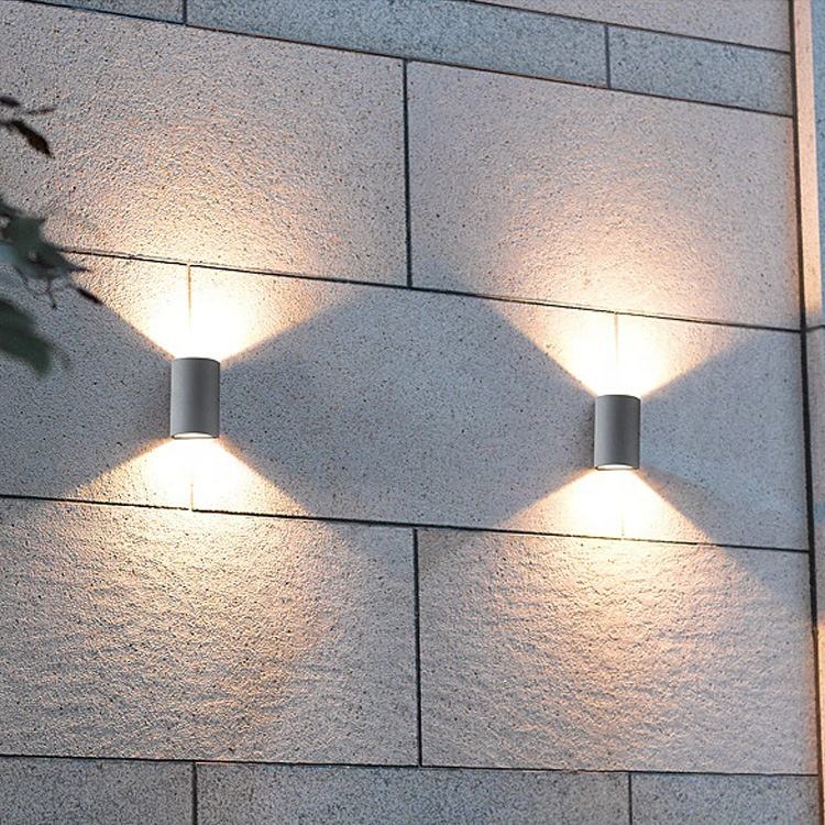 LED-Außenwandleuchte