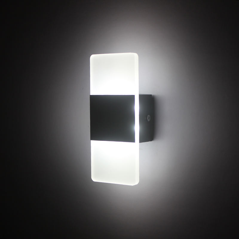 LED-Leuchte zur Wandmontage