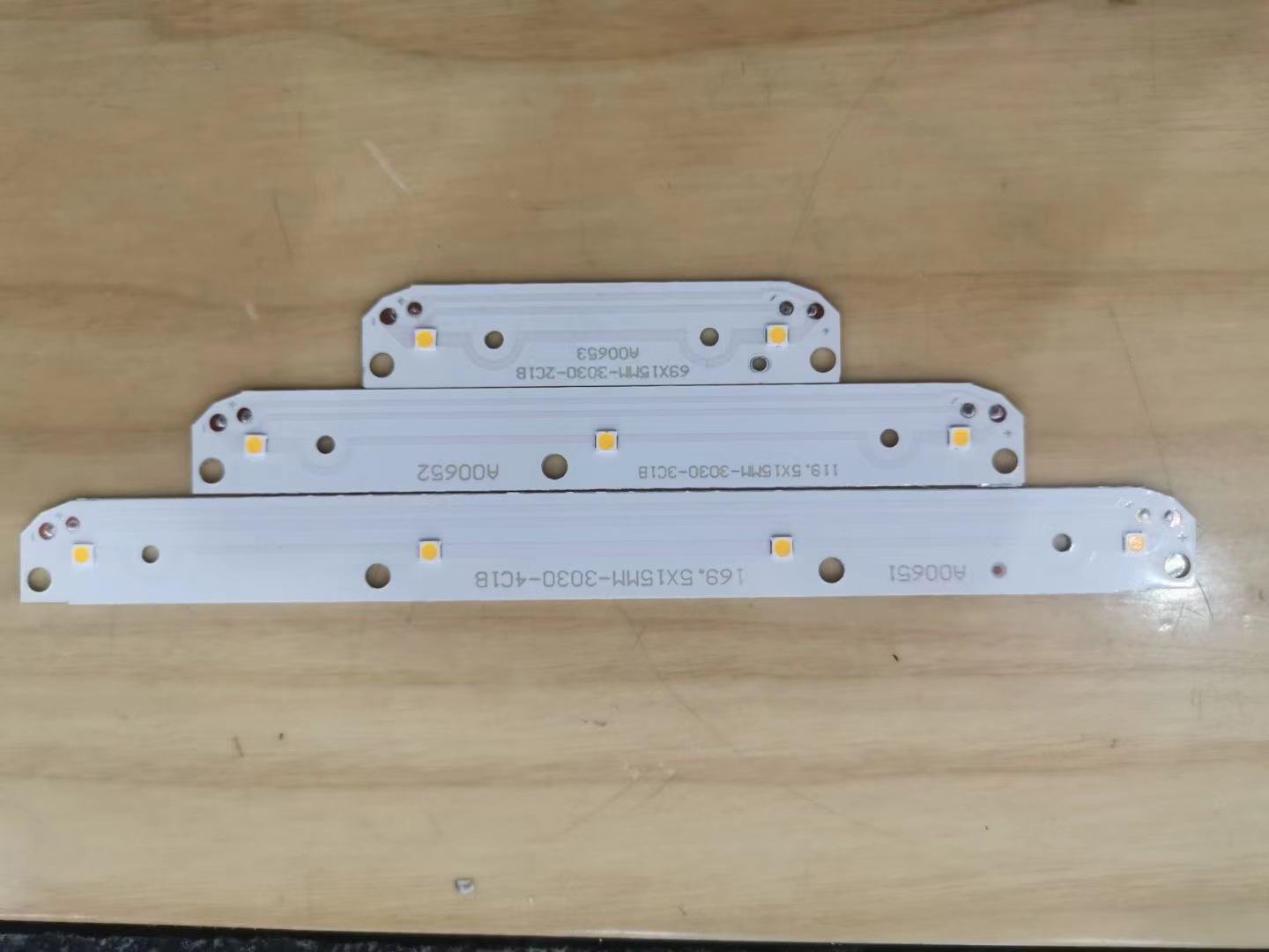 Scheda di perline lampada a LED 1w2w3w4w5w chip di perline lampada a led