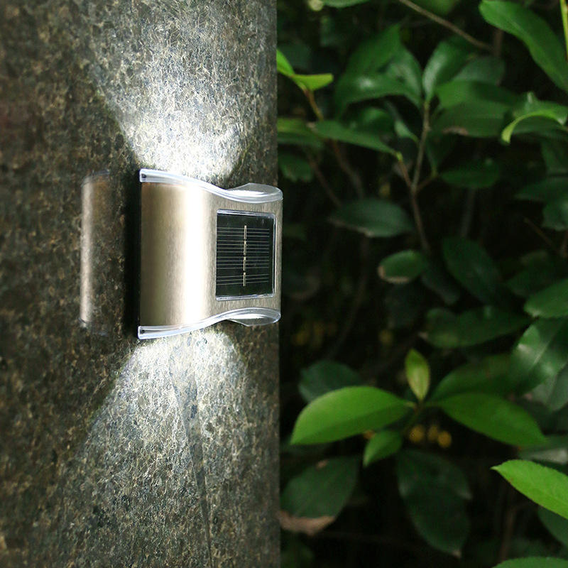 6LED Solarlampe IP65 wasserdichte Außenleuchte Innenhof-Wandleuchte für Gartenvilla-DekorationNeue 6LED-Solarlampe IP65 wasserdichte Außenleuchte Innenhof-Wandleuchte für Gartenvilla-Dekoration