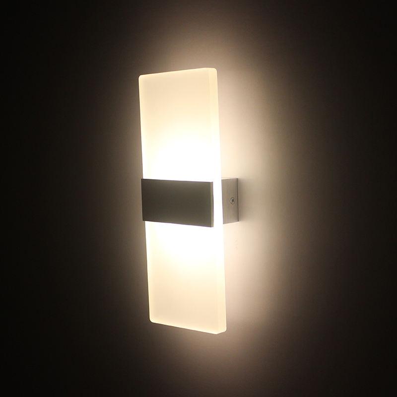 moderne Nachttischlampe