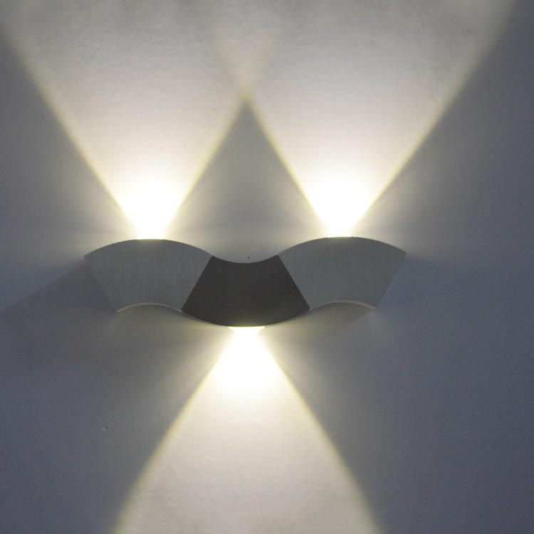 Bart-Wandlampe
