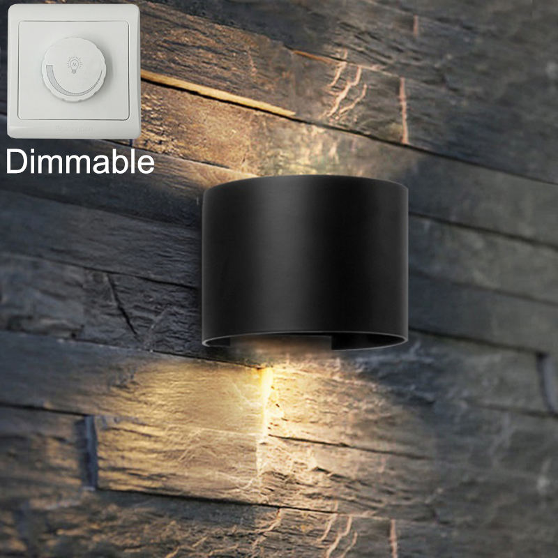 Lámpara de pared impermeable semicircular al aire libre