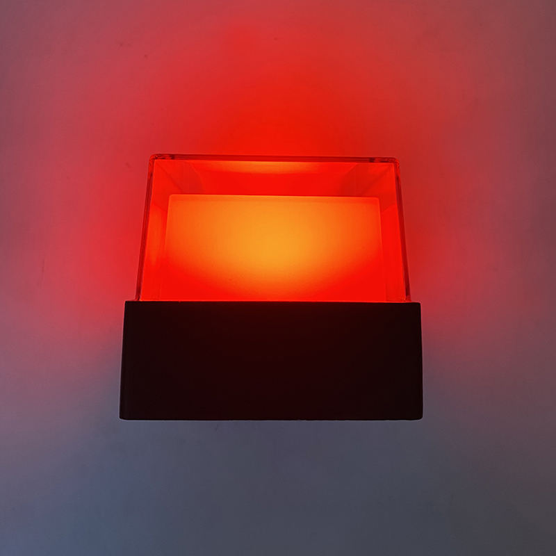 RGB-Außenwandleuchte IP65 wasserdichte Wandleuchte für den Innen- und Außenbereich Gartenleuchte Tuya App Control Lighting