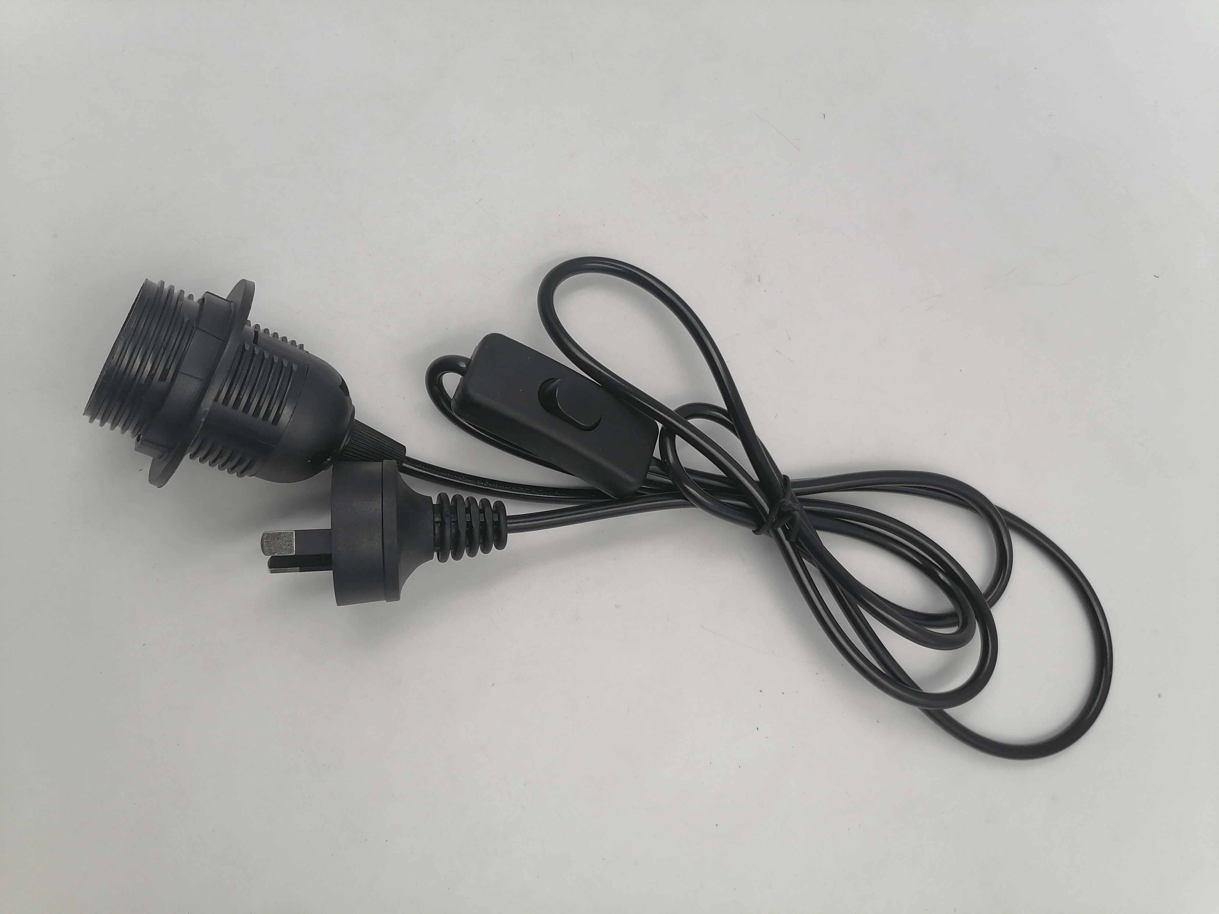 Austausch des Netzkabelsteckers