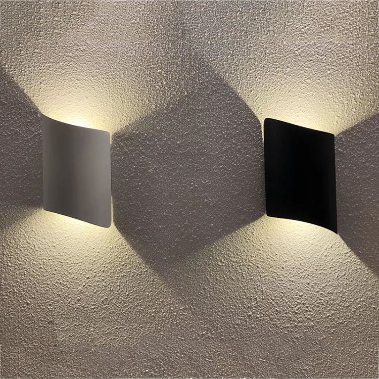 Nachttisch-Wandlampe