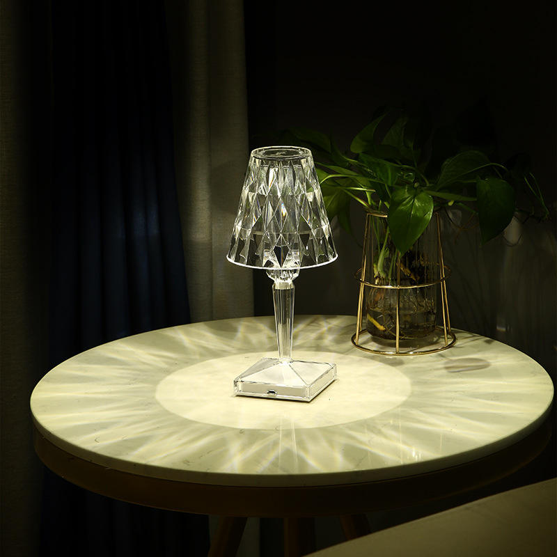 Acryl-Tischlampe modern