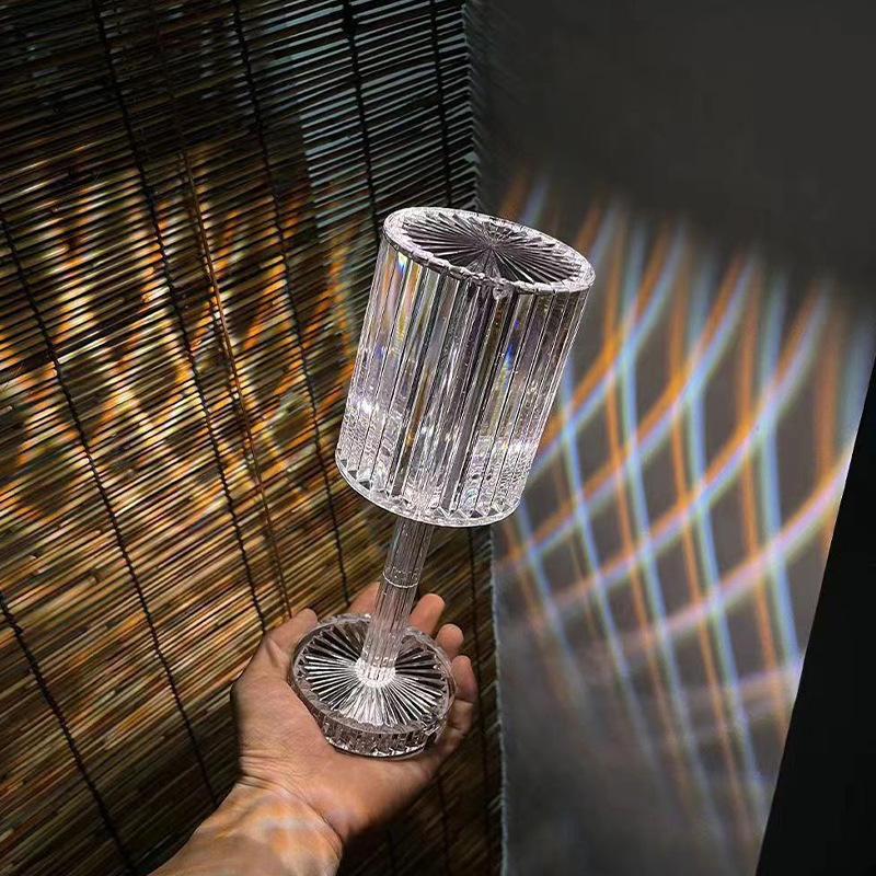 Neueste Tischlampe